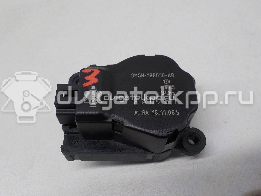 Фото Моторчик заслонки отопителя  3M5H19E616AB для Ford Focus / Tourneo / C-Max / Galaxy / Kuga {forloop.counter}}