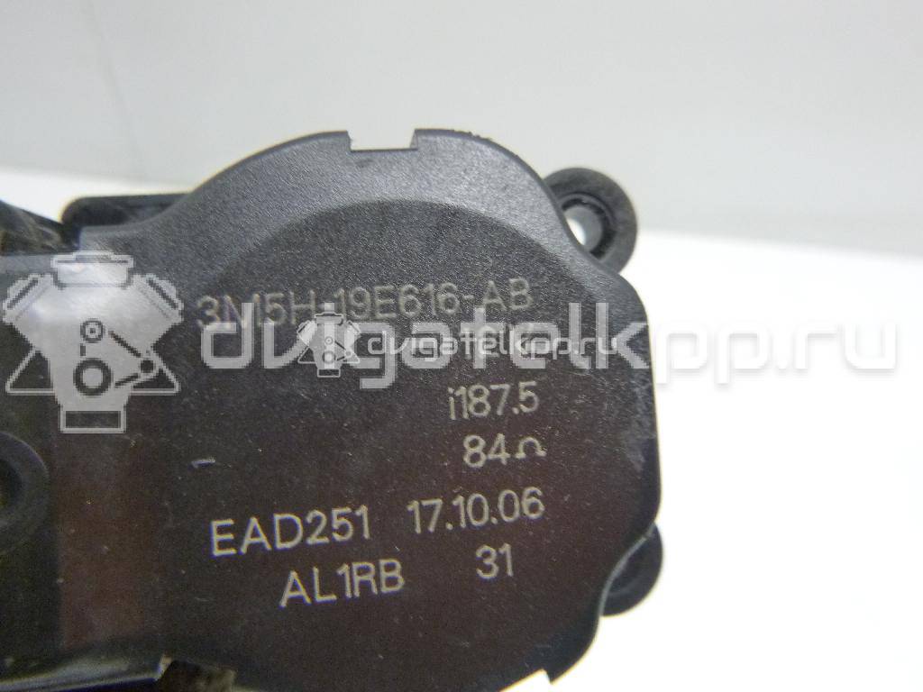 Фото Моторчик заслонки отопителя  3M5H19E616AB для Ford Focus / Tourneo / C-Max / Galaxy / Kuga {forloop.counter}}