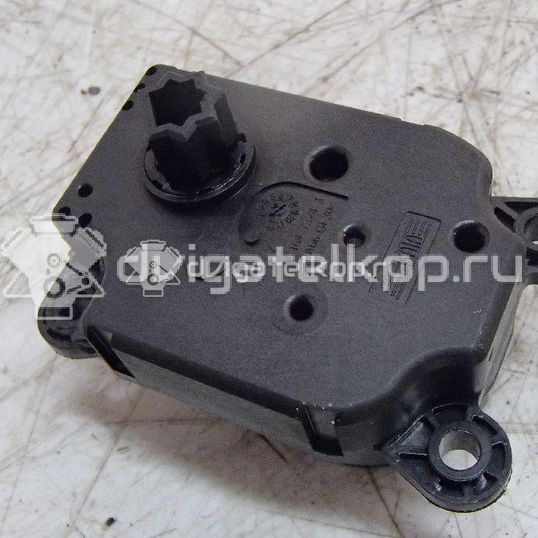 Фото Моторчик заслонки отопителя  av6n19e616aa для Ford Focus / Tourneo / C-Max / Galaxy / Kuga