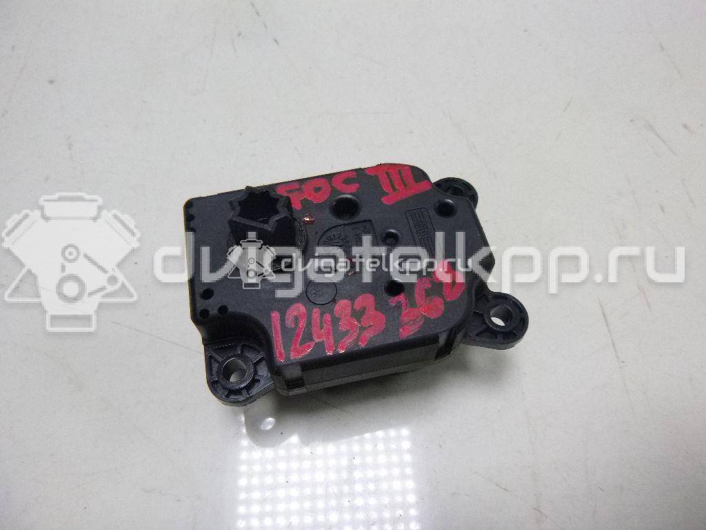 Фото Моторчик заслонки отопителя  av6n19e616aa для Ford Focus / Tourneo / C-Max / Galaxy / Kuga {forloop.counter}}