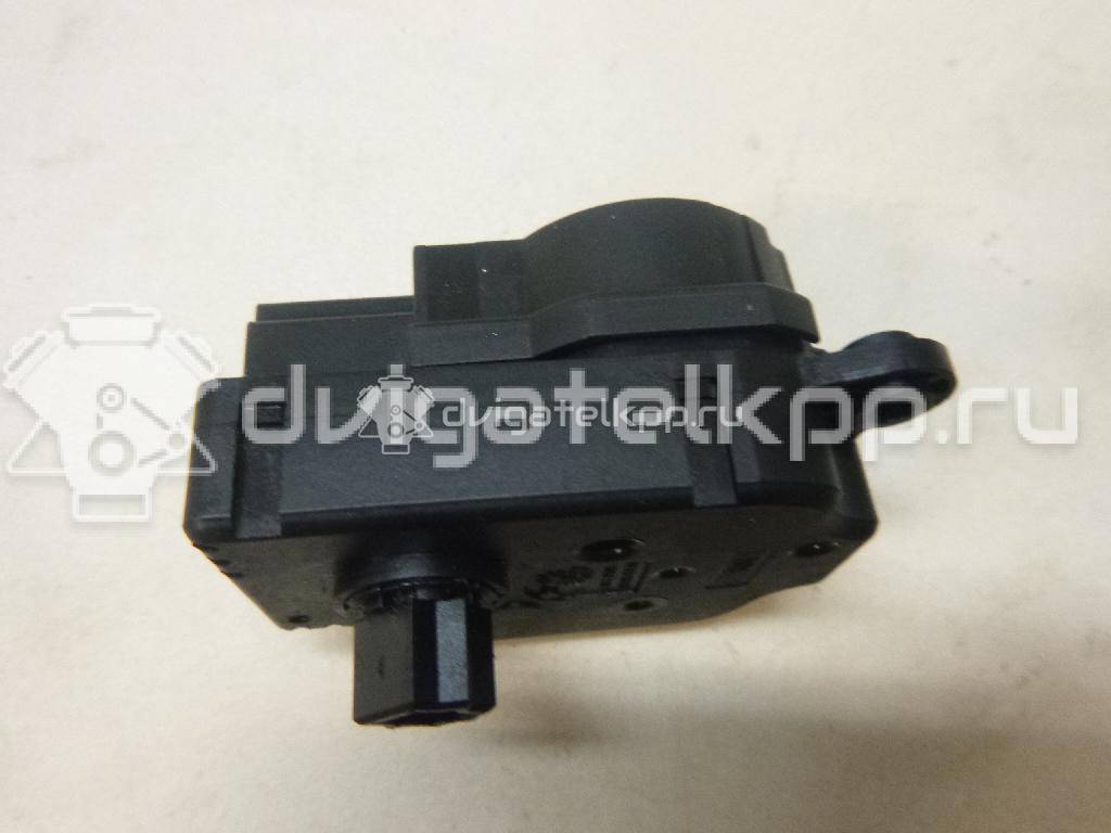Фото Моторчик заслонки отопителя  AV6N19E616AA для Ford Focus / Tourneo / C-Max / Galaxy / Kuga {forloop.counter}}