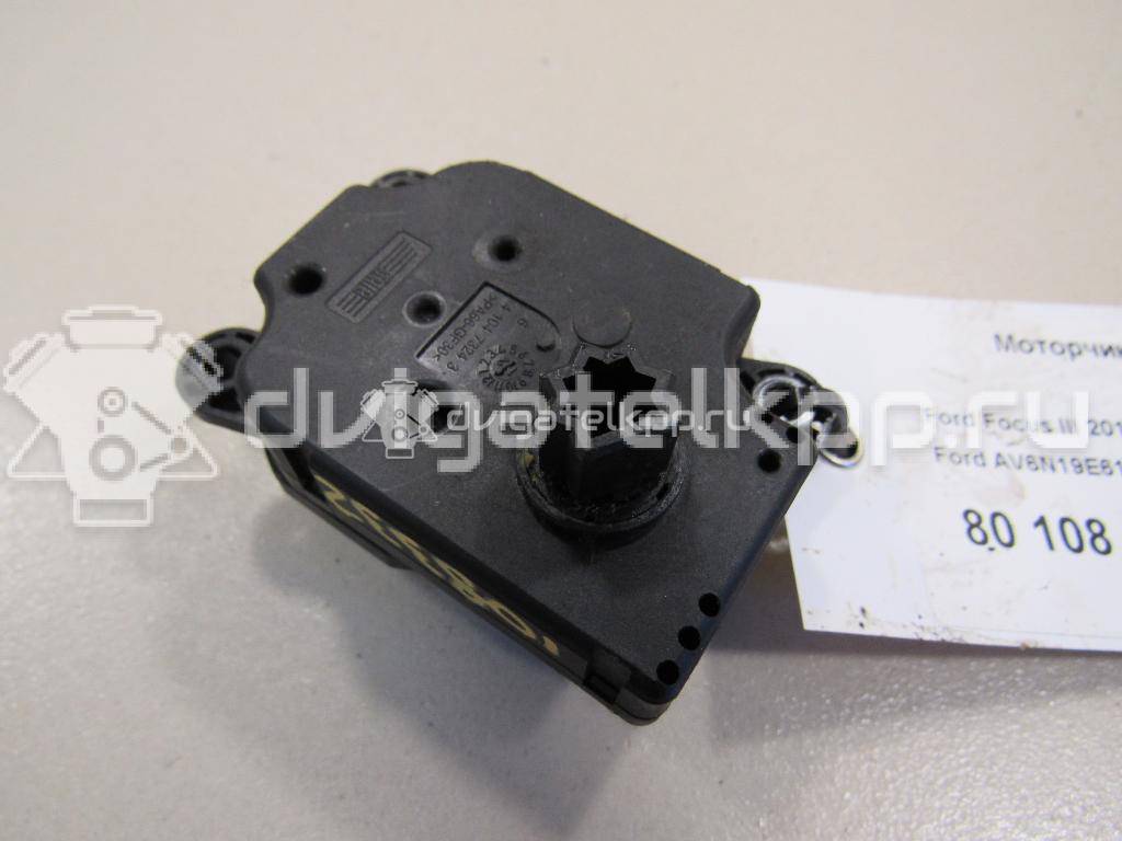 Фото Моторчик заслонки отопителя  av6n19e616aa для Ford Focus / Tourneo / C-Max / Galaxy / Kuga {forloop.counter}}