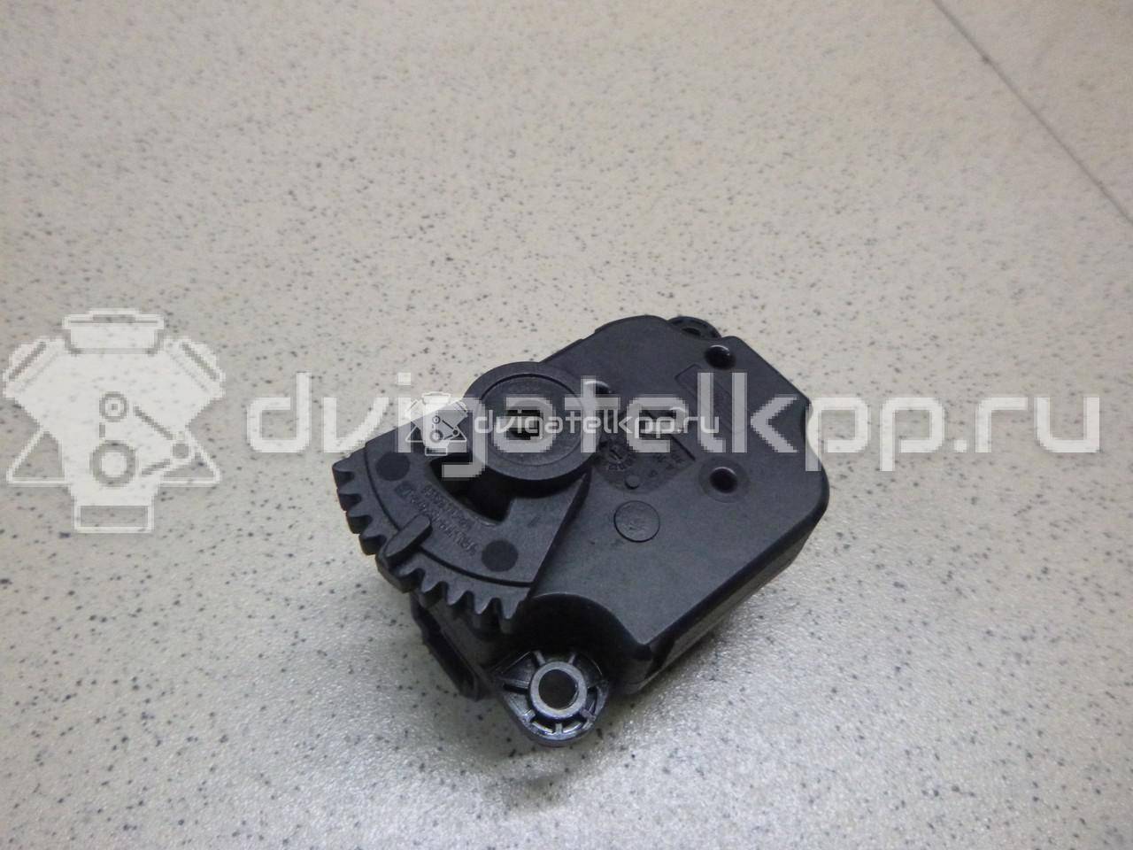 Фото Моторчик заслонки отопителя  AV6N19E616AA для Ford Focus / Tourneo / C-Max / Galaxy / Kuga {forloop.counter}}