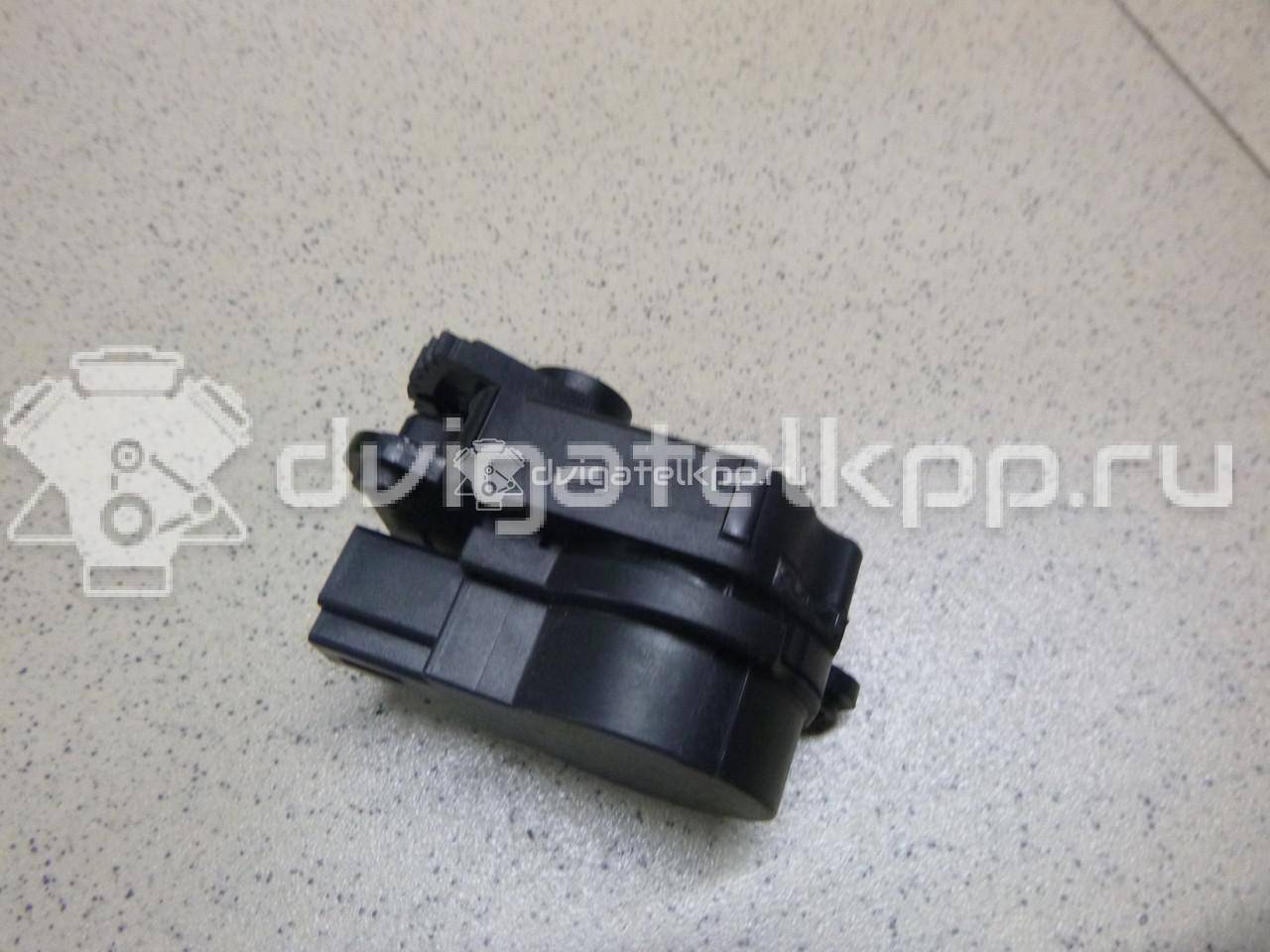 Фото Моторчик заслонки отопителя  AV6N19E616AA для Ford Focus / Tourneo / C-Max / Galaxy / Kuga {forloop.counter}}