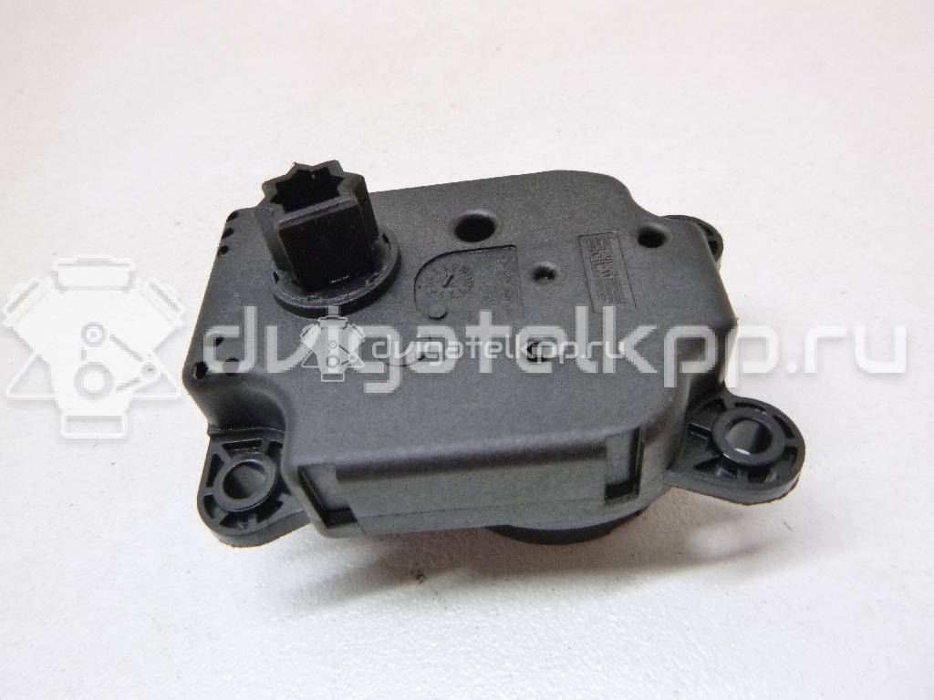 Фото Моторчик заслонки отопителя  AV6N19E616AA для Ford Focus / Tourneo / C-Max / Galaxy / Kuga {forloop.counter}}
