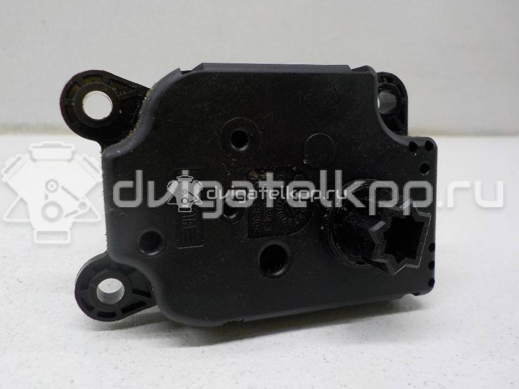 Фото Моторчик заслонки отопителя  AV6N19E616AA для Ford Focus / Tourneo / C-Max / Galaxy / Kuga {forloop.counter}}