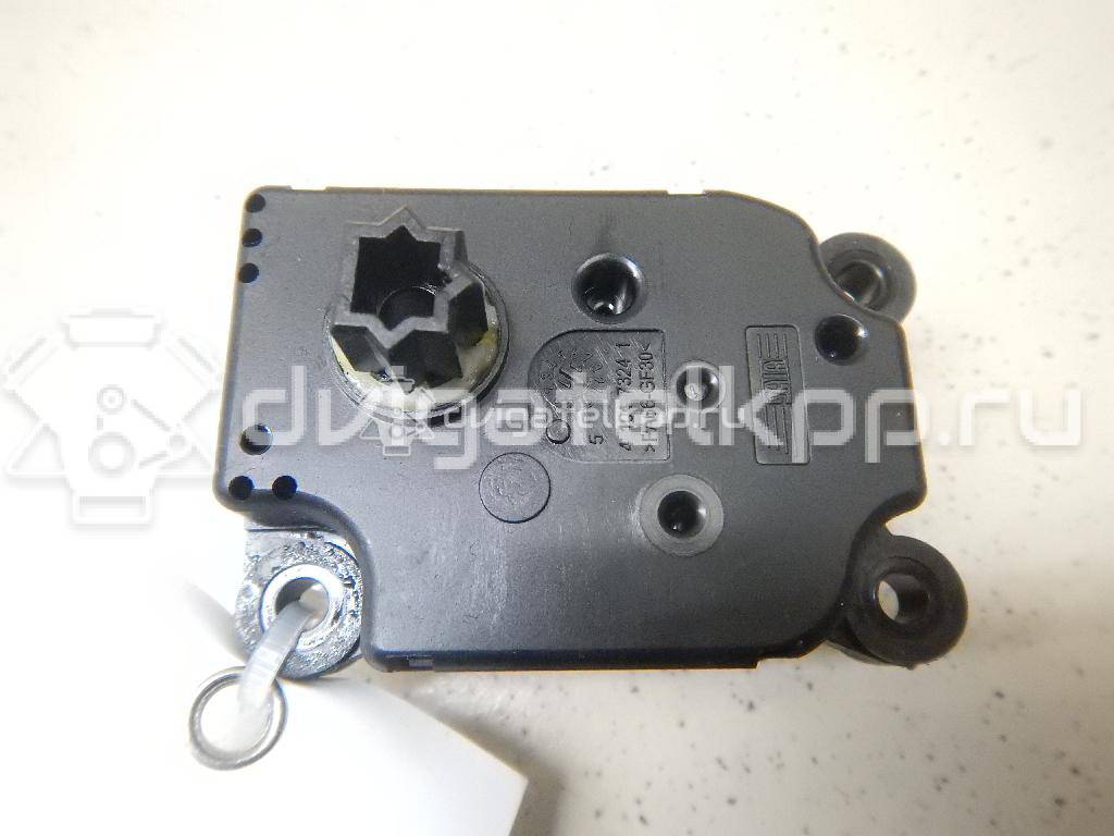 Фото Моторчик заслонки отопителя  1440917 для Ford Focus / Tourneo / C-Max / Galaxy / Kuga {forloop.counter}}