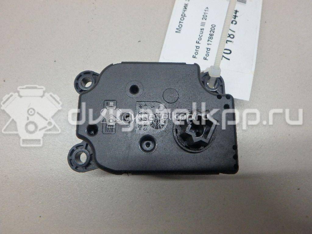 Фото Моторчик заслонки отопителя  1786200 для Ford Focus / Tourneo / C-Max / Galaxy / Kuga {forloop.counter}}