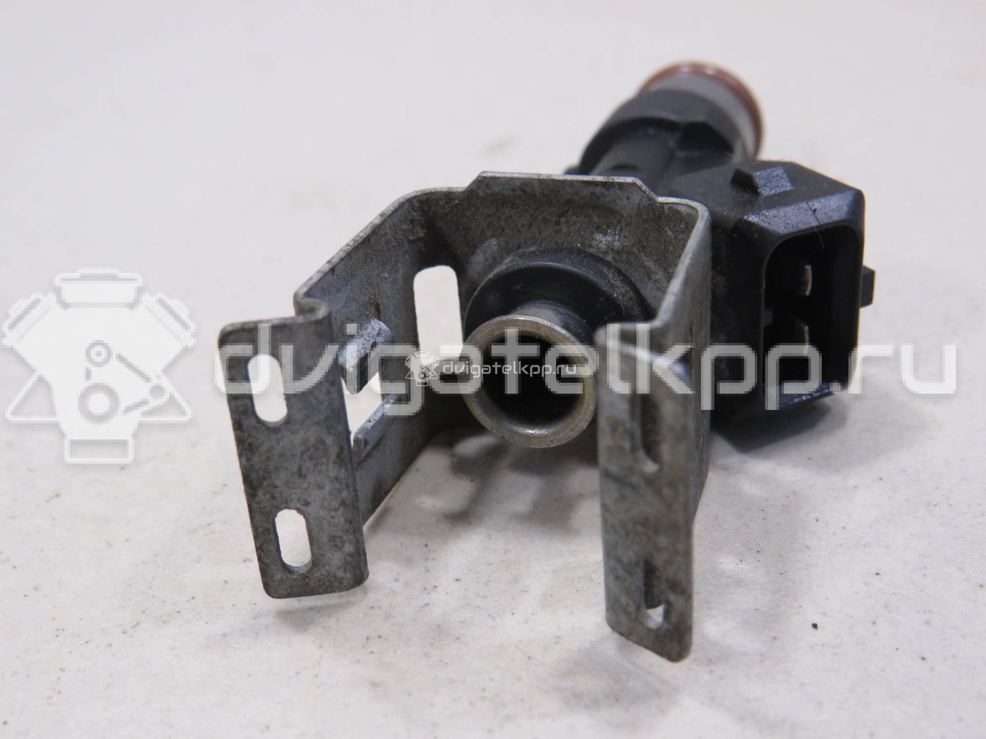 Фото Форсунка инжекторная электрическая  1538984 для Ford Fiesta / Focus / C-Max / Grand / B-Max Jk {forloop.counter}}
