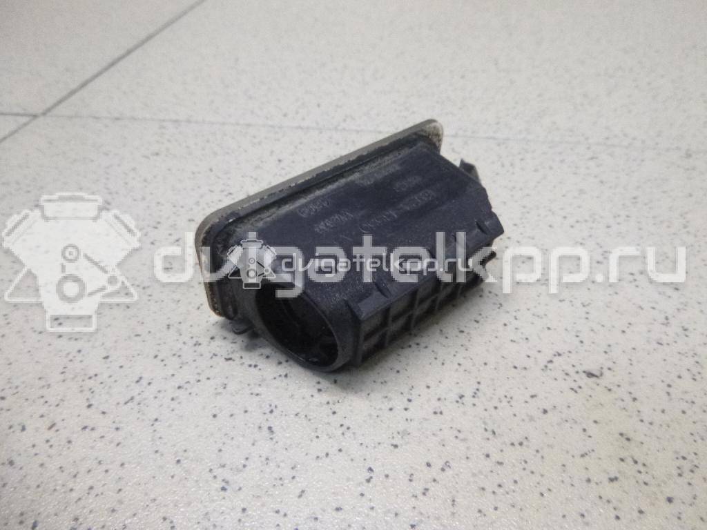 Фото Фонарь подсветки номера  6M2A13550AB для Ford Fiesta / Focus / Tourneo / C-Max / Ka {forloop.counter}}