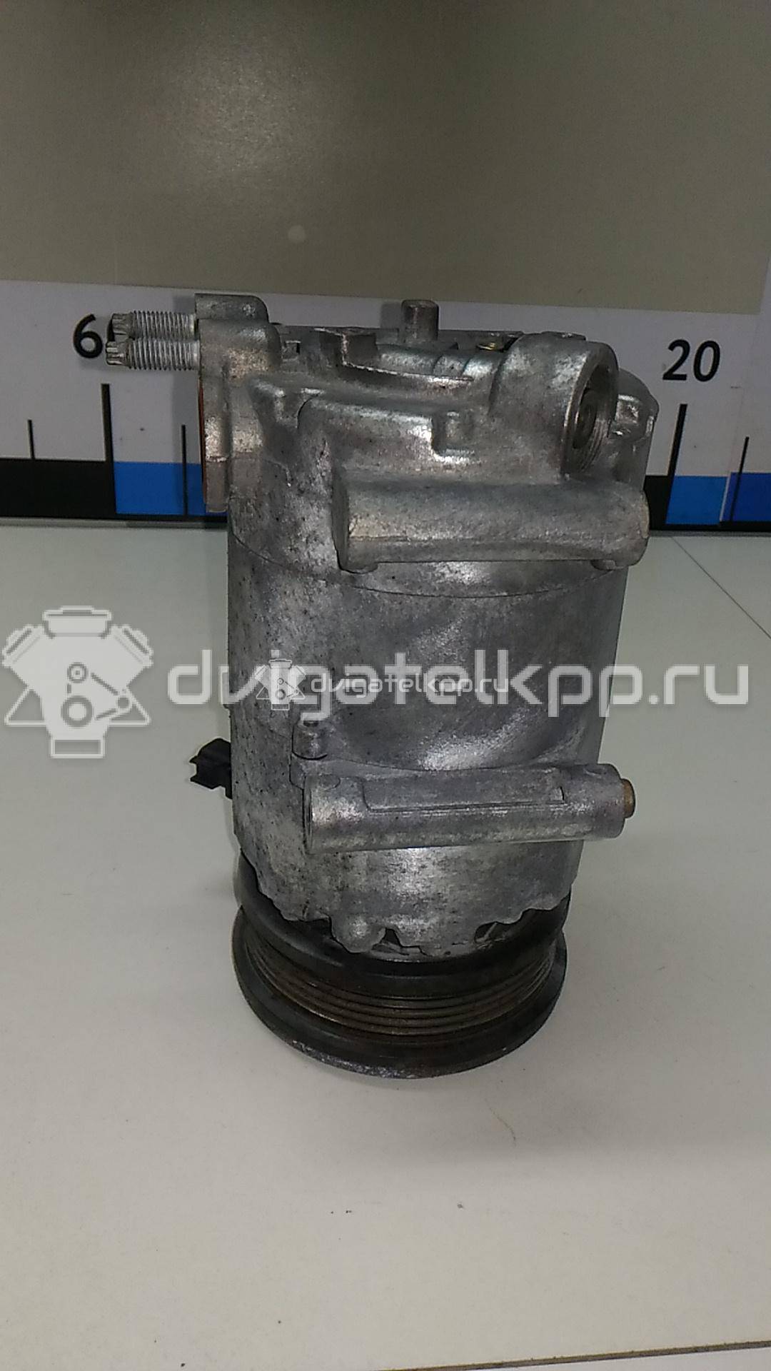Фото Компрессор системы кондиционирования  AV6119D629CA для Ford Focus / C-Max / Galaxy / Grand / S-Max {forloop.counter}}