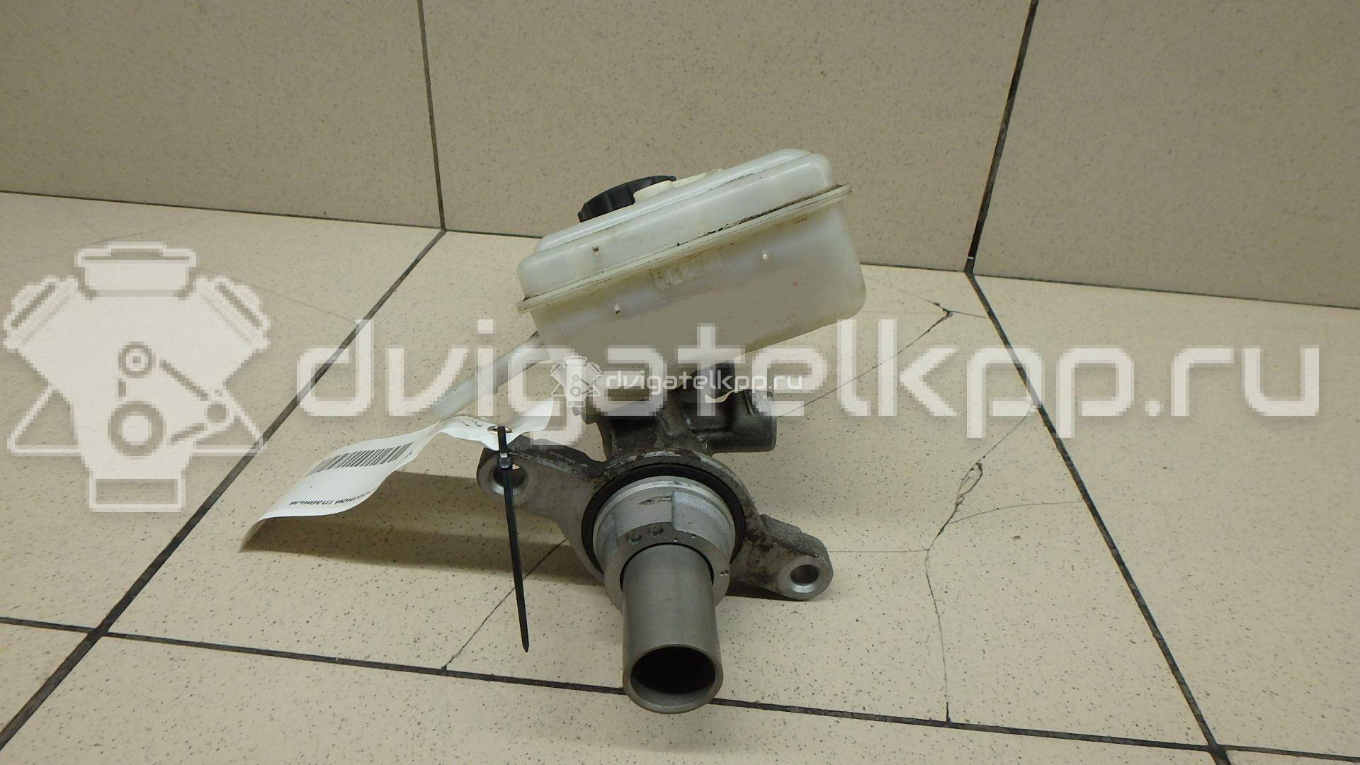 Фото Цилиндр тормозной главный  1694253 для Ford Focus / Tourneo / C-Max / Grand / Transit {forloop.counter}}