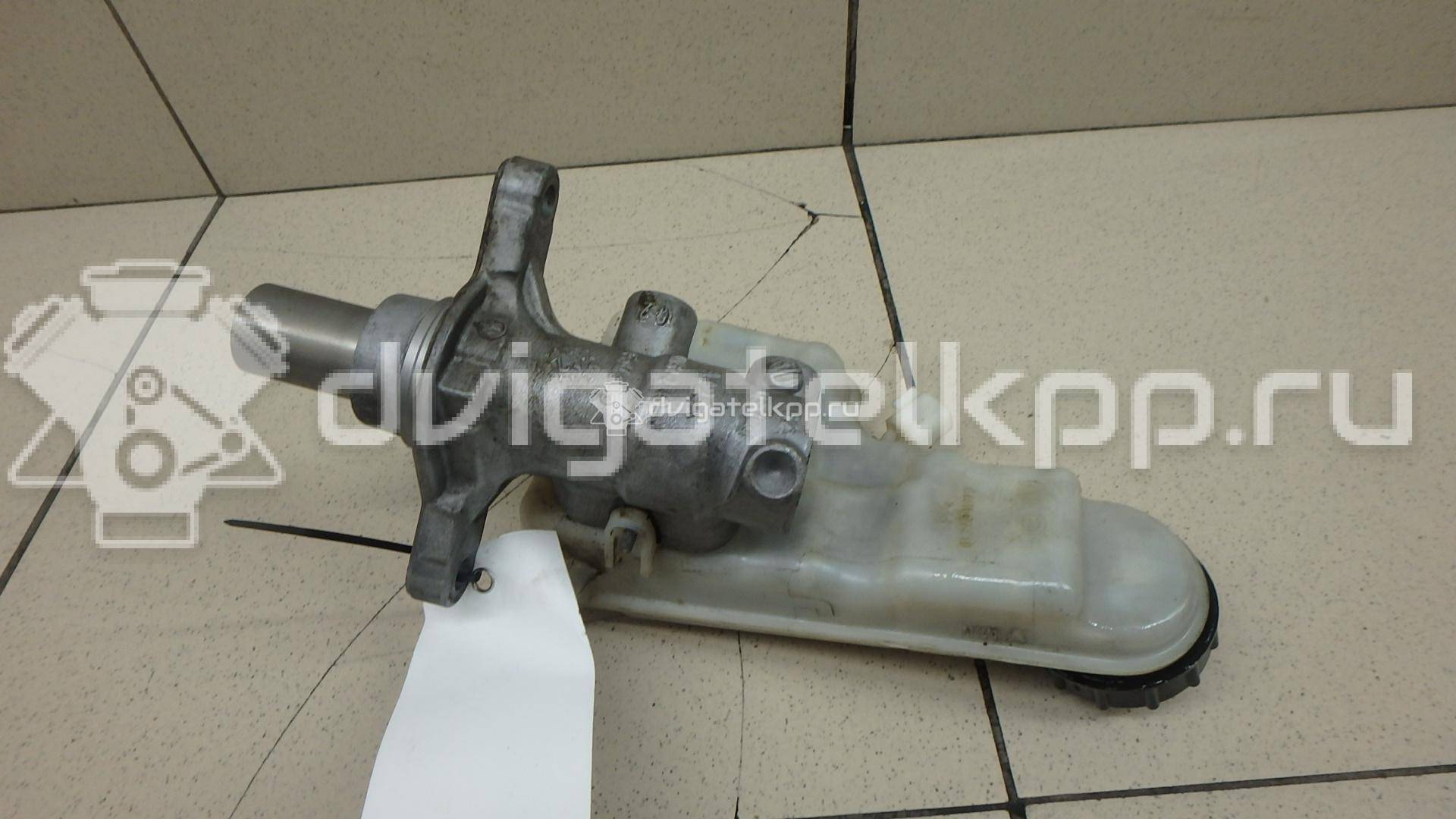 Фото Цилиндр тормозной главный  1694253 для Ford Focus / Tourneo / C-Max / Grand / Transit {forloop.counter}}