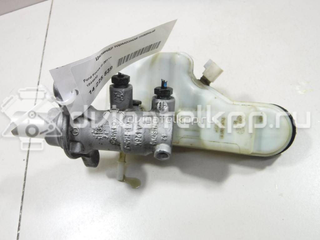 Фото Цилиндр тормозной главный  1844832 для Ford Focus / Tourneo / C-Max / Grand / Transit {forloop.counter}}