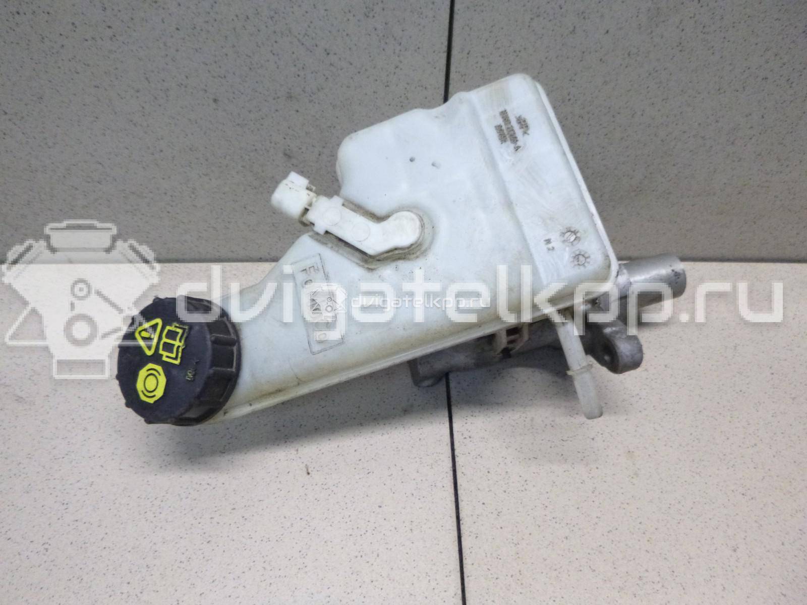 Фото Цилиндр тормозной главный  1844832 для Ford Focus / Tourneo / C-Max / Grand / Transit {forloop.counter}}