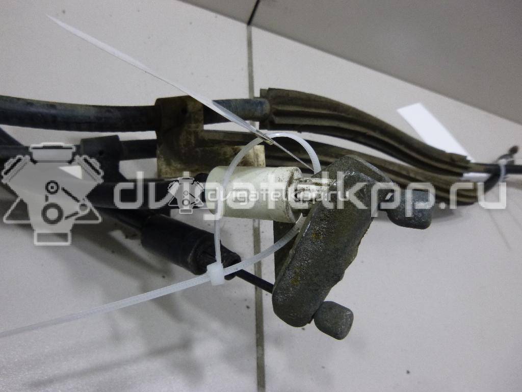 Фото Трос стояночного тормоза  2074151 для Ford Focus / C-Max {forloop.counter}}