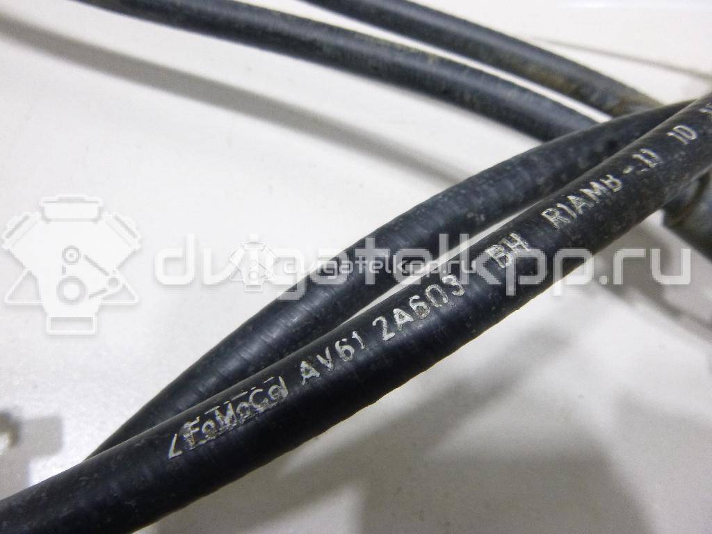 Фото Трос стояночного тормоза  2074151 для Ford Focus / C-Max {forloop.counter}}