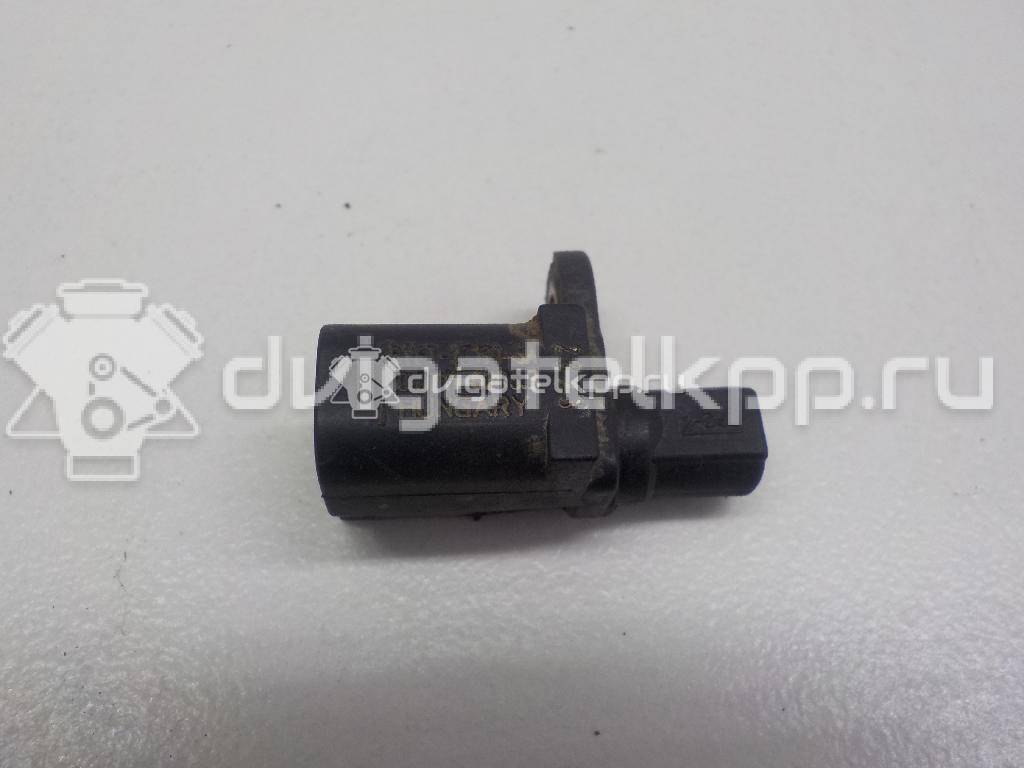 Фото Датчик ABS задний  1695086 для Ford Fiesta / Focus / Tourneo / C-Max / Galaxy {forloop.counter}}