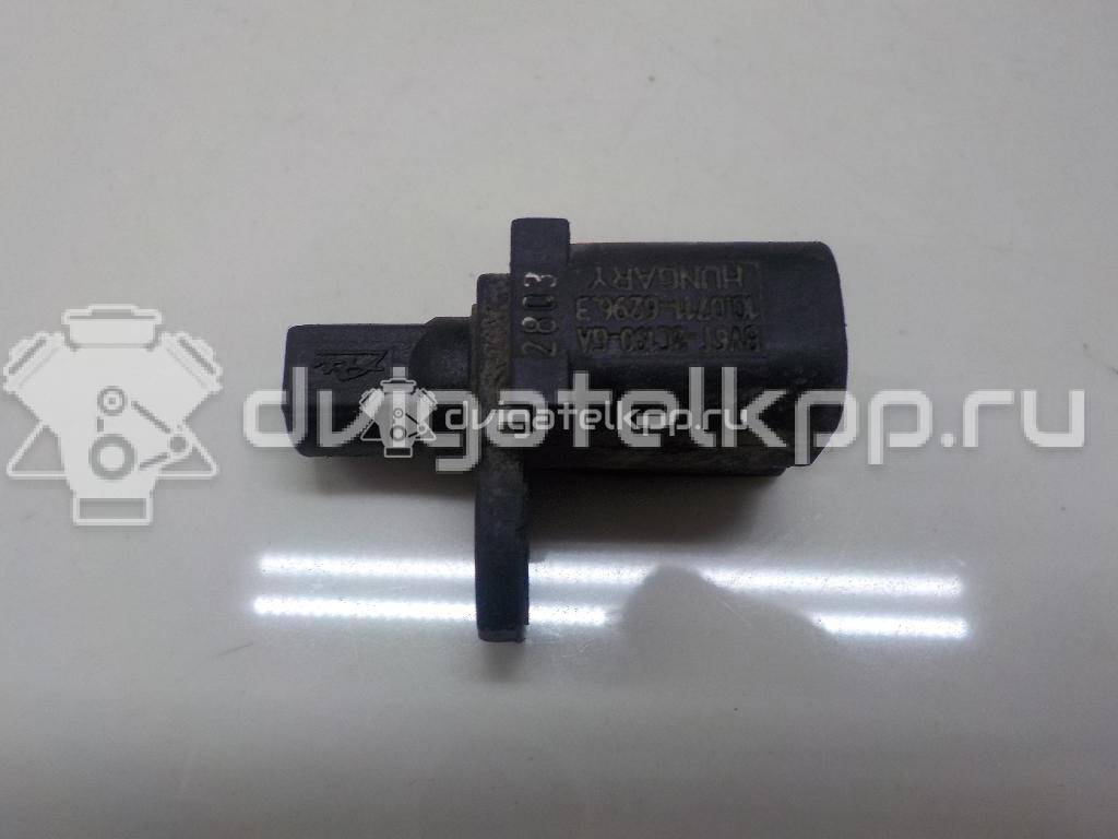 Фото Датчик ABS задний  1695086 для Ford Fiesta / Focus / Tourneo / C-Max / Galaxy {forloop.counter}}