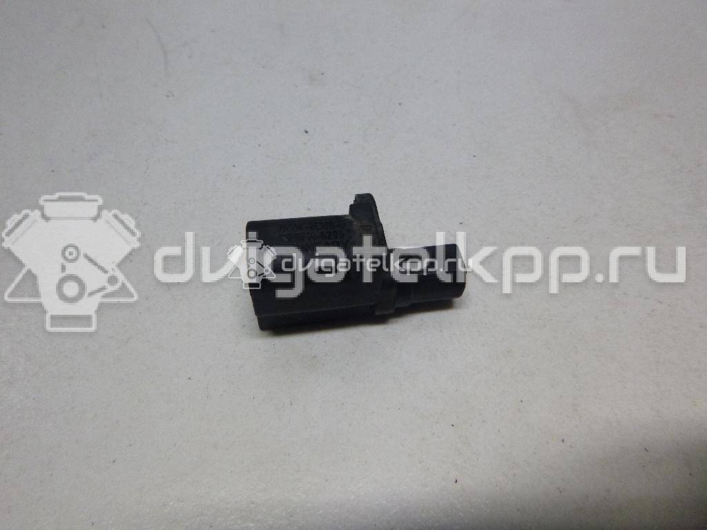 Фото Датчик ABS задний  1847905 для Ford Fiesta / Focus / Tourneo / C-Max / Galaxy {forloop.counter}}