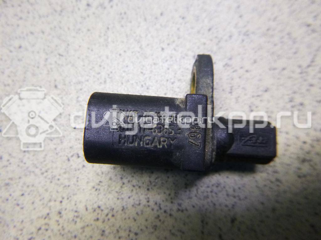 Фото Датчик ABS задний  1847905 для Ford Fiesta / Focus / Tourneo / C-Max / Galaxy {forloop.counter}}