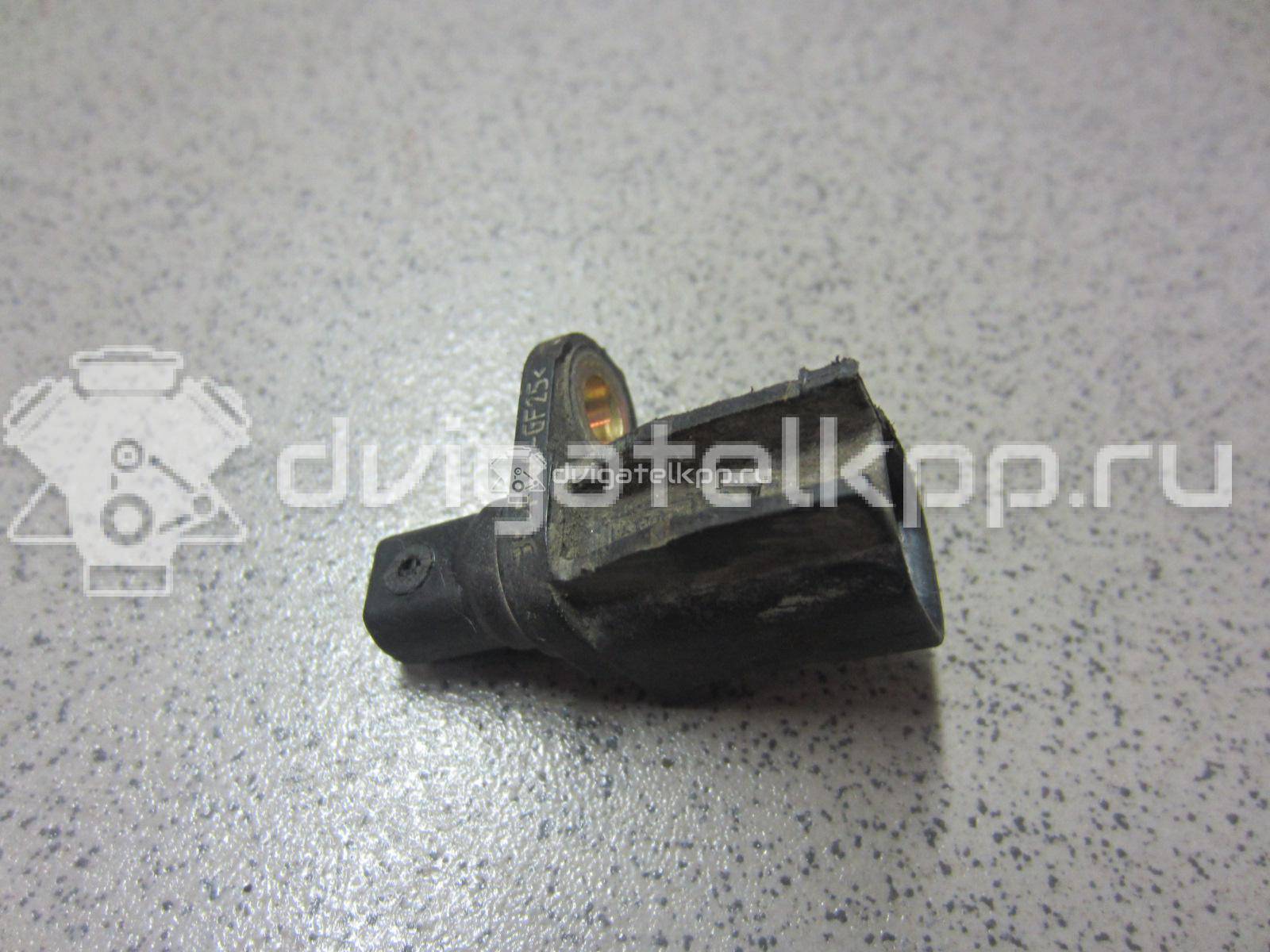 Фото Датчик ABS задний  1695086 для Ford Fiesta / Focus / Tourneo / C-Max / Galaxy {forloop.counter}}