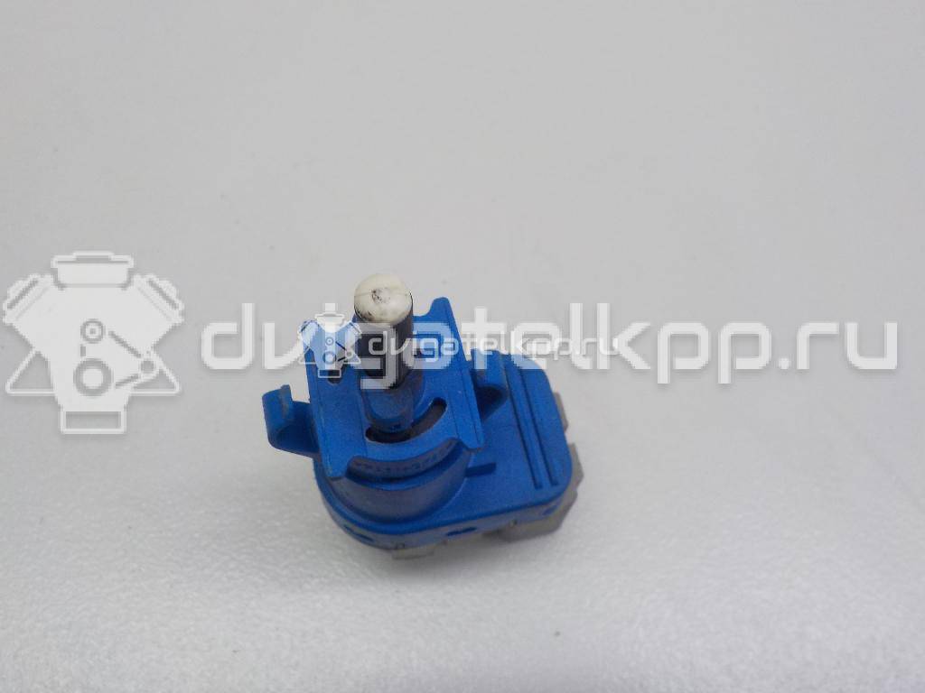 Фото Датчик включения стопсигнала  4838697 для Ford Fiesta / Focus / Tourneo / C-Max / Ka {forloop.counter}}