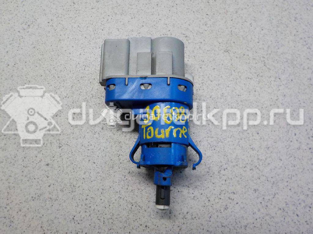 Фото Датчик включения стопсигнала  4838697 для Ford Fiesta / Focus / Tourneo / C-Max / Ka {forloop.counter}}