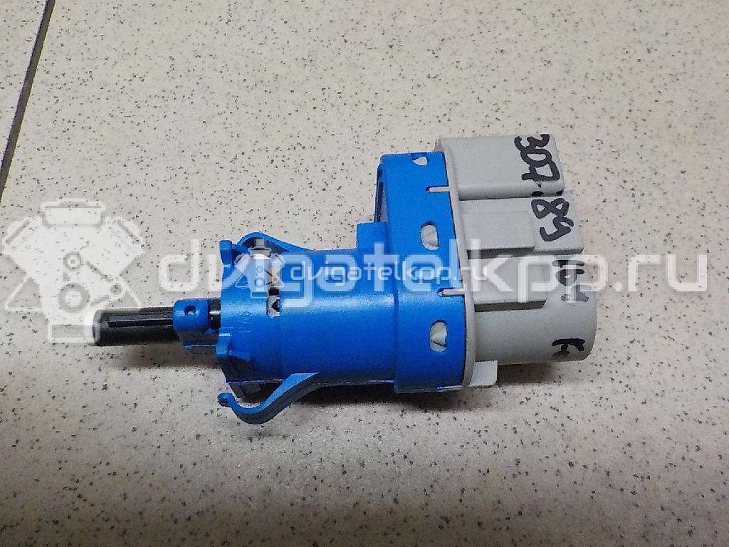 Фото Датчик включения стопсигнала  4838697 для Ford Fiesta / Focus / Tourneo / C-Max / Ka {forloop.counter}}