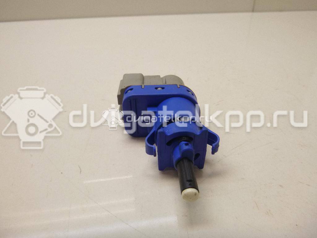 Фото Датчик включения стопсигнала  4838697 для Ford Fiesta / Focus / Tourneo / C-Max / Ka {forloop.counter}}