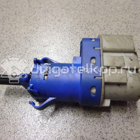 Фото Датчик включения стопсигнала  8T4T9G854AA для Ford Focus / Tourneo / C-Max / Ka / Galaxy