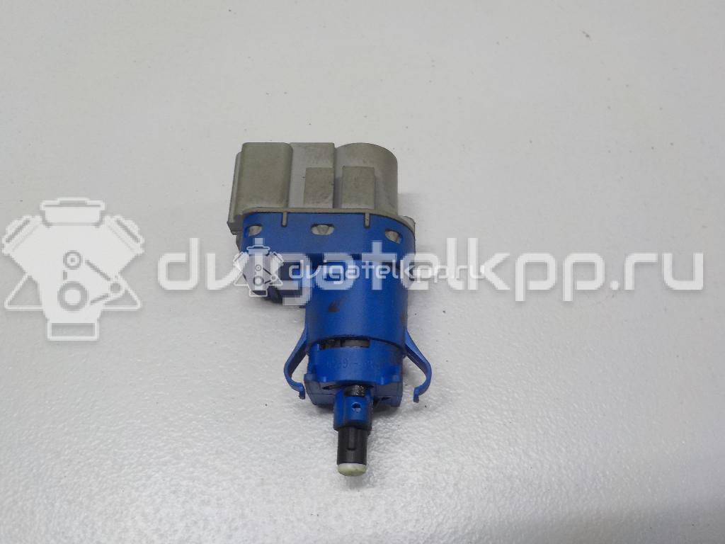 Фото Датчик включения стопсигнала  8T4T9G854AA для Ford Focus / Tourneo / C-Max / Ka / Galaxy {forloop.counter}}