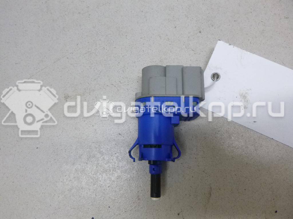 Фото Датчик включения стопсигнала  8T4T9G854AA для Ford Focus / Tourneo / C-Max / Ka / Galaxy {forloop.counter}}