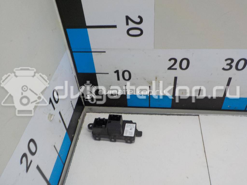 Фото Резистор отопителя  av6n19e624aa для Ford Focus / C-Max / Grand / Kuga / Transit {forloop.counter}}