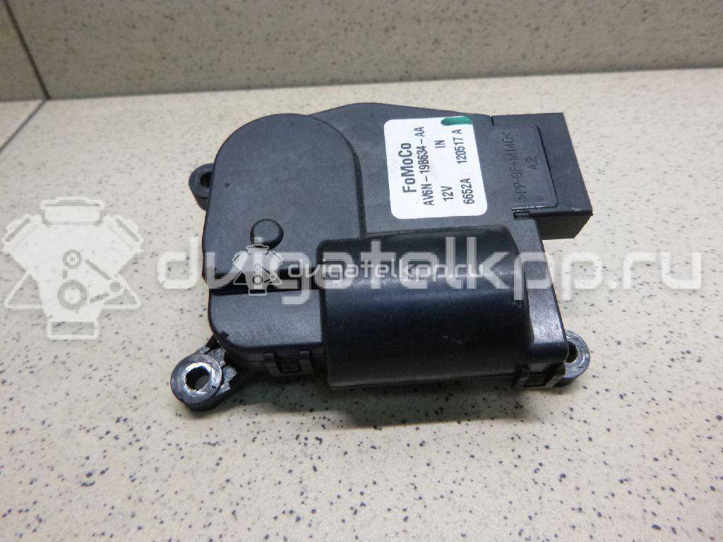 Фото Моторчик заслонки отопителя  1699371 для Ford Focus / Tourneo / Transit / C-Max {forloop.counter}}