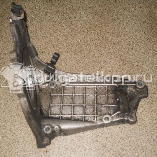 Фото Кронштейн ТНВД для двигателя WJX (DW8B) для Citroen C15 60 л.с 8V 1.9 л Дизельное топливо 192640