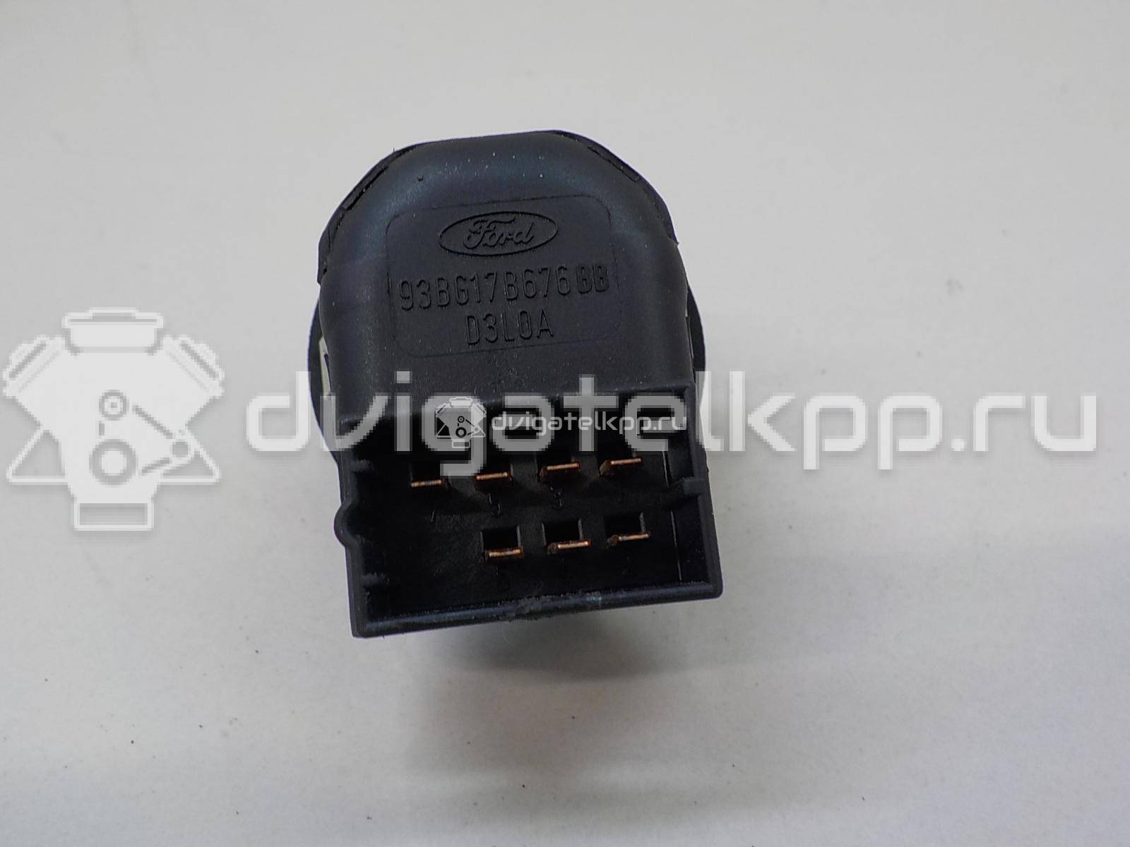 Фото Переключатель регулировки зеркала  4495427 для Ford Fiesta / Focus / Tourneo / Scorpio / Ka {forloop.counter}}