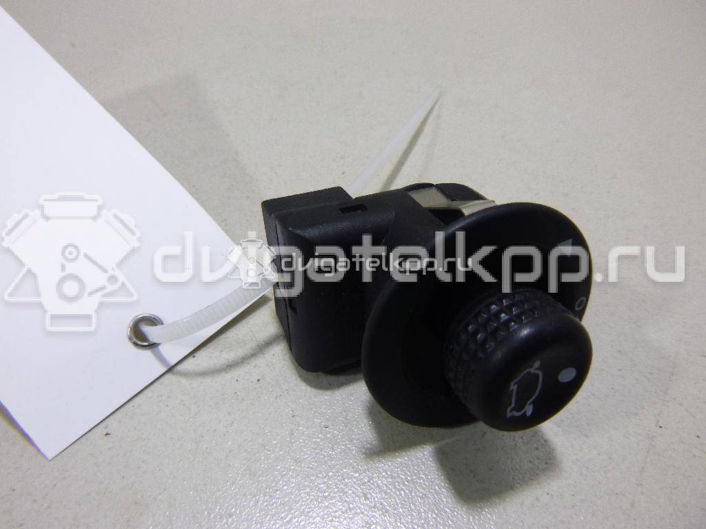 Фото Переключатель регулировки зеркала  4495427 для Ford Fiesta / Focus / Tourneo / Scorpio / Ka {forloop.counter}}