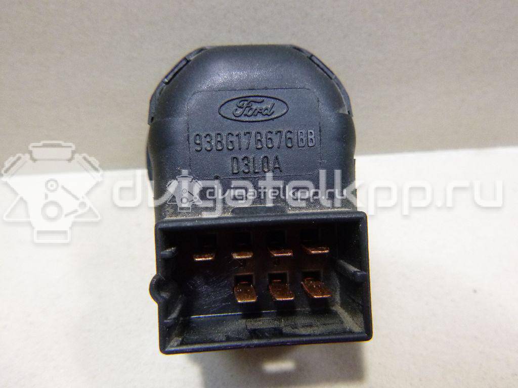 Фото Переключатель регулировки зеркала  4495427 для Ford Fiesta / Focus / Tourneo / Scorpio / Ka {forloop.counter}}