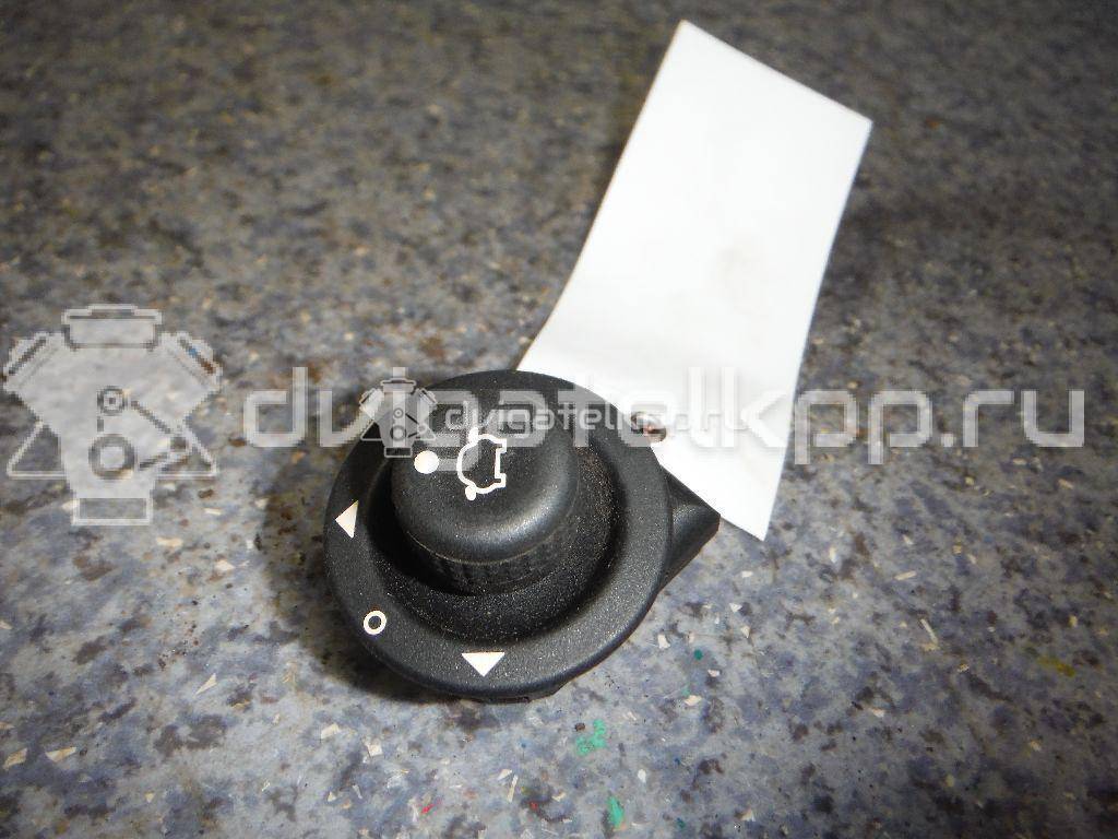 Фото Переключатель регулировки зеркала  4495427 для Ford Fiesta / Focus / Tourneo / Scorpio / Ka {forloop.counter}}