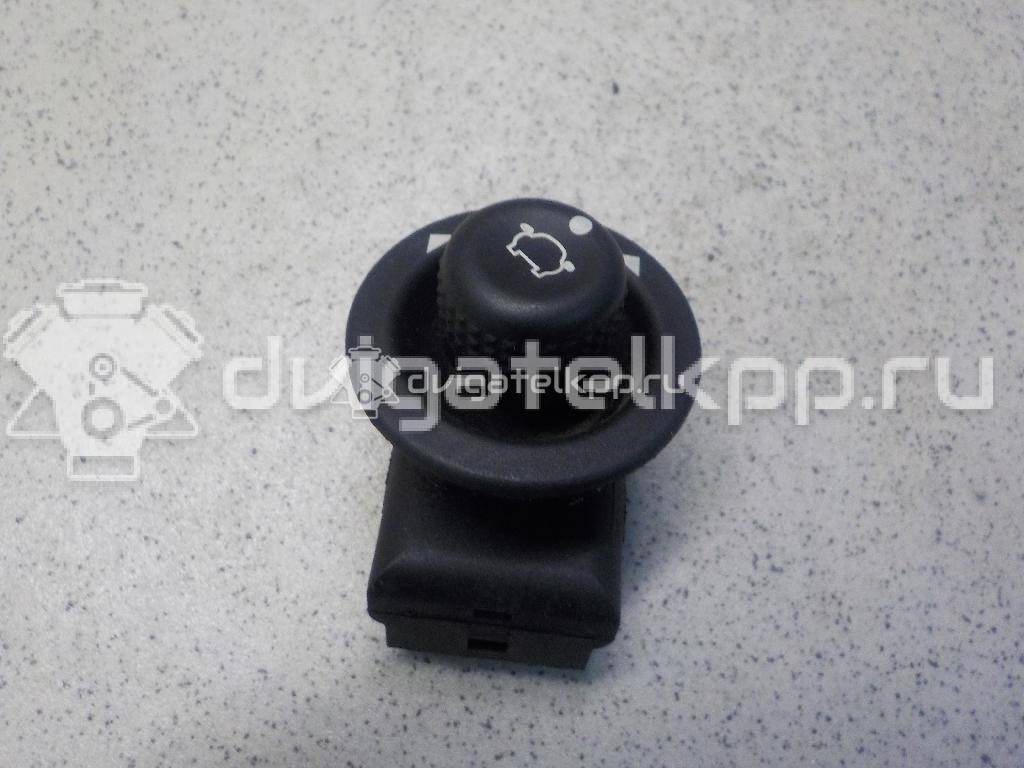 Фото Переключатель регулировки зеркала  4495427 для Ford Fiesta / Focus / Tourneo / Scorpio / Ka {forloop.counter}}