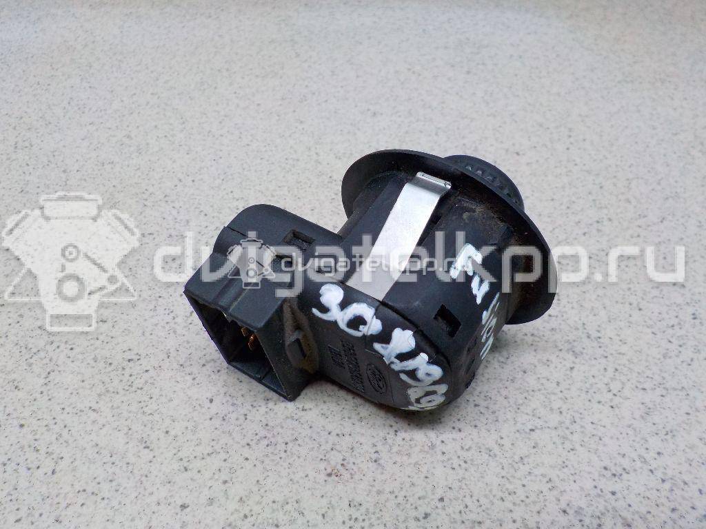 Фото Переключатель регулировки зеркала  4495427 для Ford Fiesta / Focus / Tourneo / Scorpio / Ka {forloop.counter}}