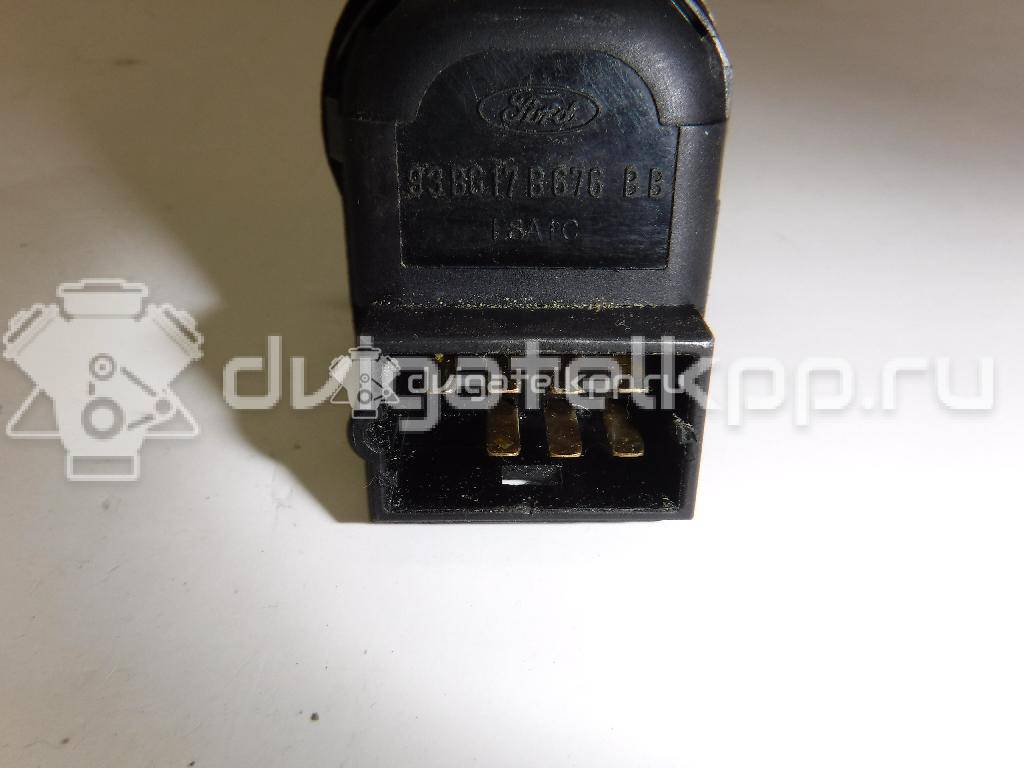 Фото Переключатель регулировки зеркала  4495427 для Ford Fiesta / Focus / Tourneo / Scorpio / Ka {forloop.counter}}