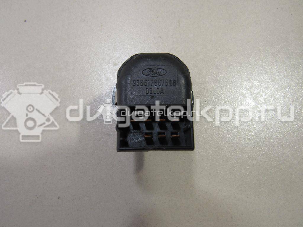 Фото Переключатель регулировки зеркала  4495427 для Ford Fiesta / Focus / Tourneo / Scorpio / Ka {forloop.counter}}