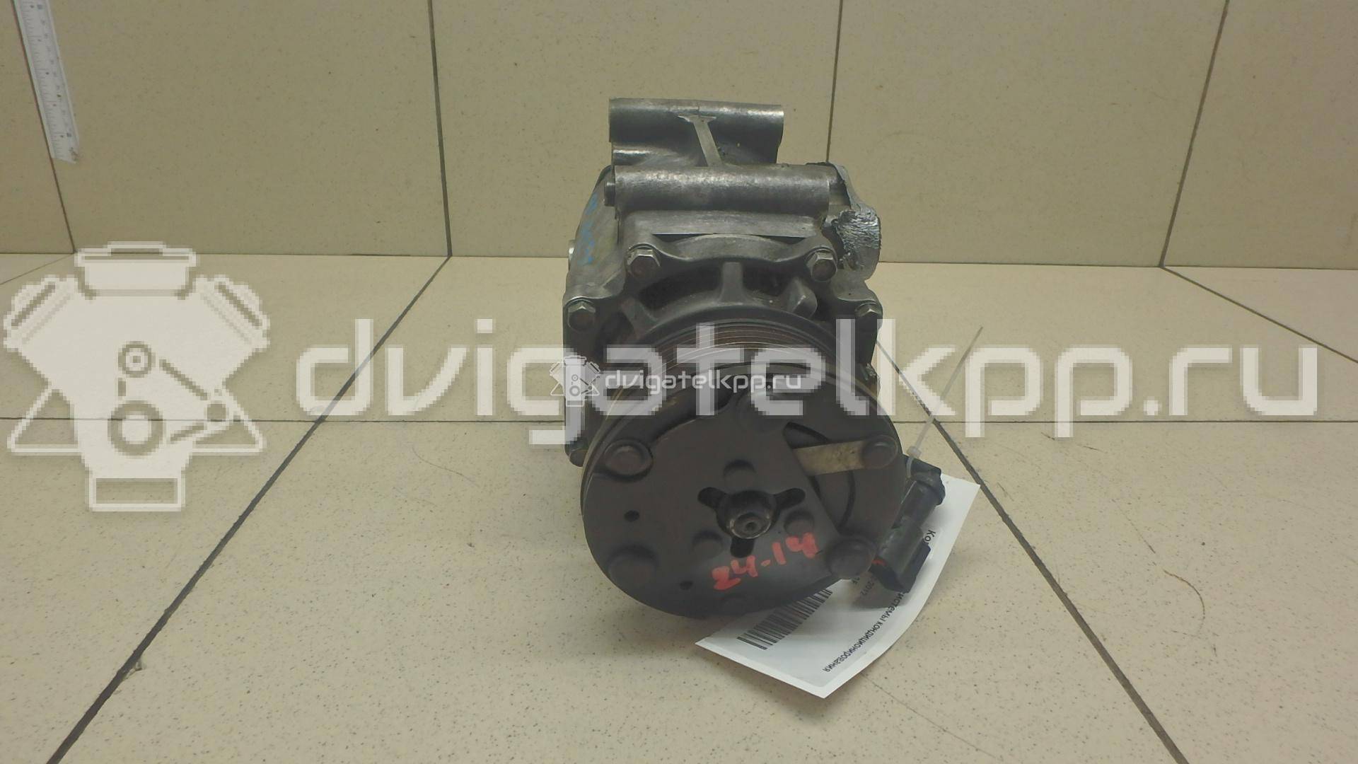 Фото Компрессор системы кондиционирования  YS4H19D629AF для Ford Fiesta / Focus / Tourneo / Ka / Cougar Ec {forloop.counter}}