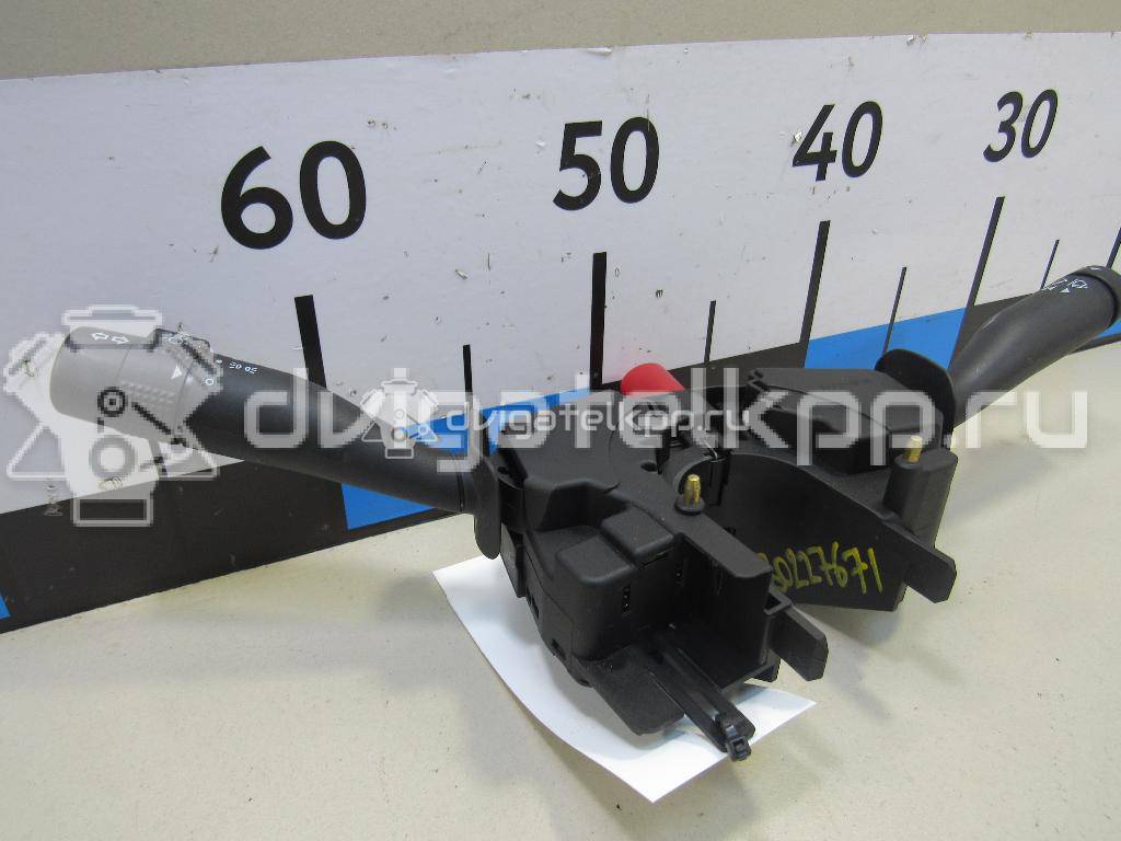 Фото Переключатель подрулевой в сборе  1072957 для Ford Fiesta / Puma Ec / Ka {forloop.counter}}