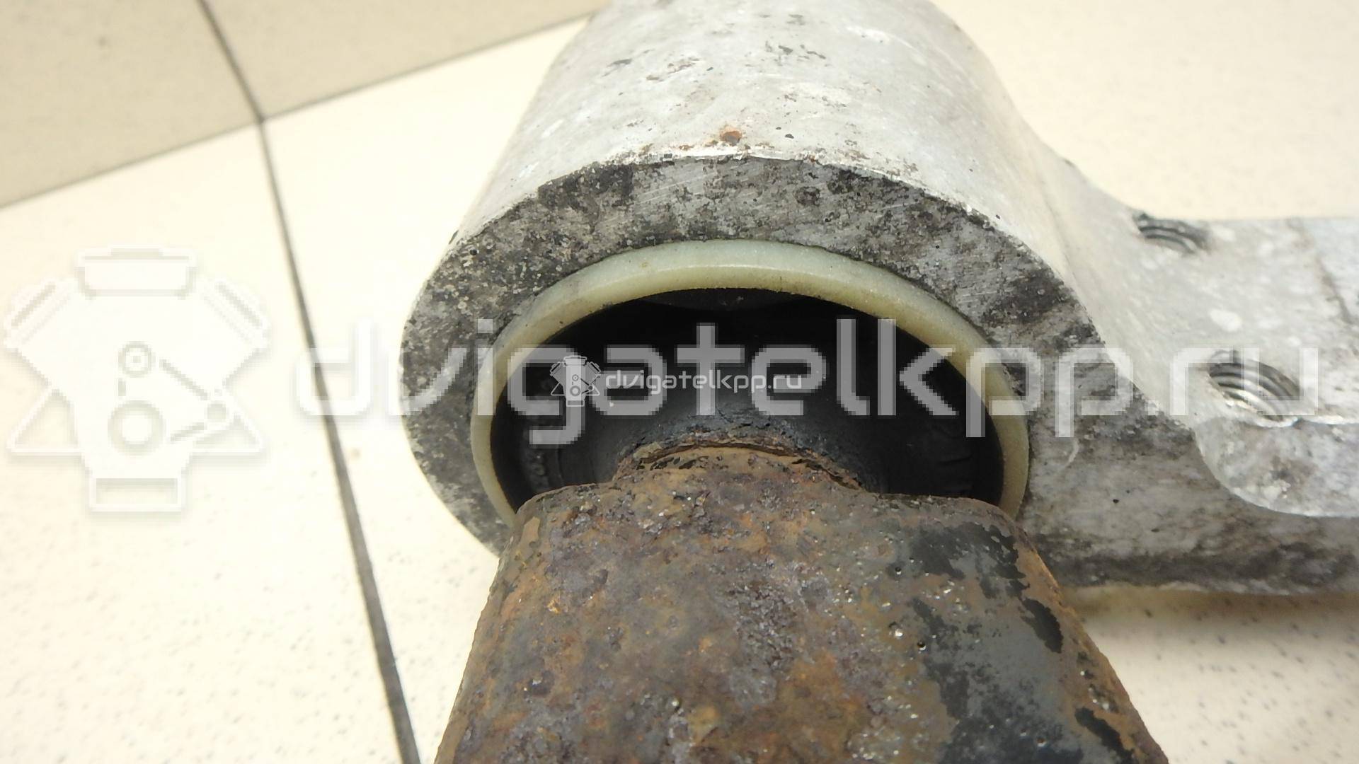 Фото Рычаг передний правый  1212807 для Ford Fiesta / Focus / Ka / Street Ka Rl2 / Fusion Ju {forloop.counter}}