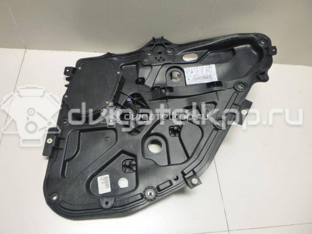 Фото Стеклоподъемник механ. задний правый  1528042 для Ford Fiesta {forloop.counter}}