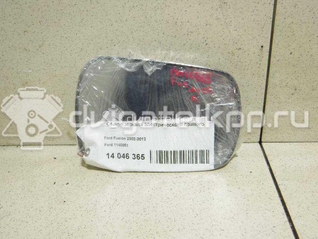 Фото Стекло зеркала электрического правого  1145851 для Ford Fiesta / Focus / Mondeo / Fusion Ju {forloop.counter}}