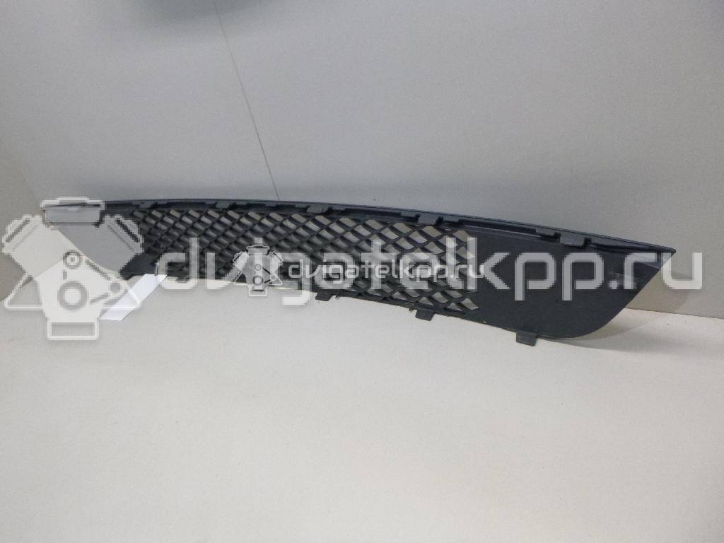 Фото Решетка в бампер центральная  1424462 для Ford Fiesta {forloop.counter}}